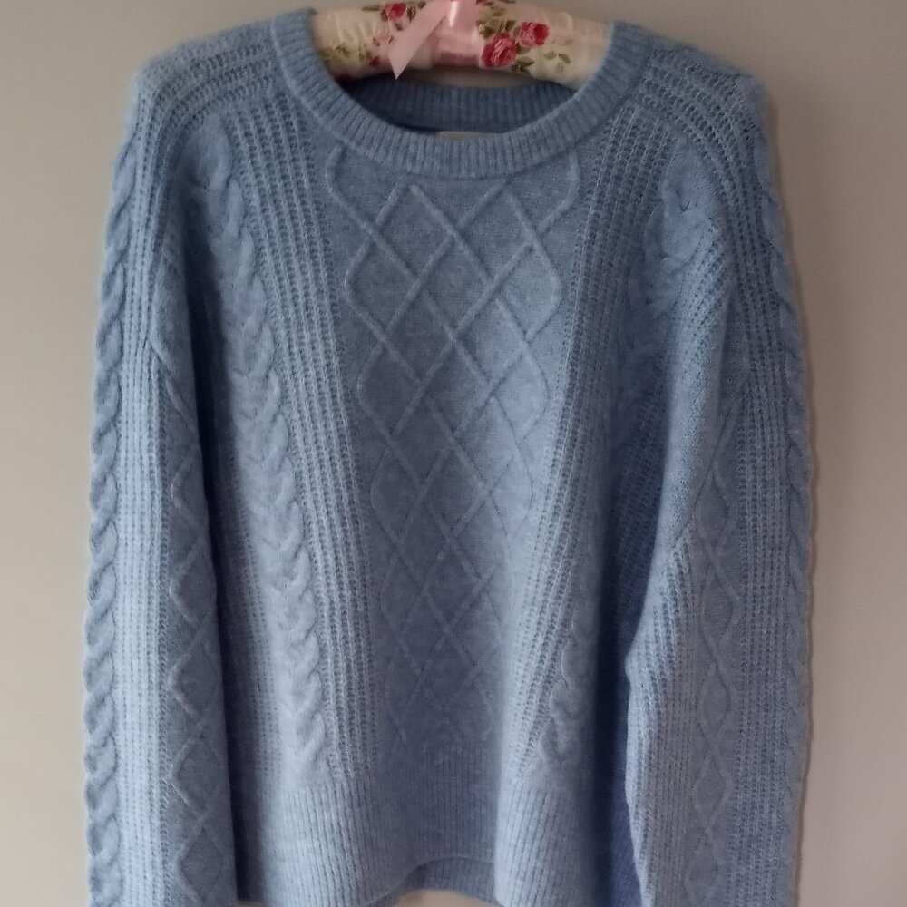 'Universal Thread' Crew neck cropped Sweater Size L NWOT * Unwanted gift